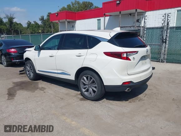 ✅ 2019 Acura RDX Technology • VIN: 5J8TC2H52KL009690 • Lot: 43265739. Wystawiony na IAAI z przebiegiem 97 565 mil. Bezpłatny archiwum sprzedaży aukcyjnych z USA i szczegółowy raport historii pojazdu na DreamBid. Zdjęcie 3.