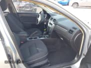 ✅ 2010 Ford Fusion SE • VIN: 3FAHP0HA7AR359252 • Lot: 43648326. Listed on IAAI with 154,680 mi. Free auction sales archive from the USA and detailed vehicle history report at DreamBid. Image 5.