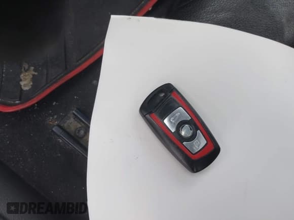 ✅ 2013 BMW 3 Series 328i xDrive • VIN: WBA3B3C59DF537627 • Lot: 43871931. Wystawiony na IAAI z przebiegiem 163 372 mil. Bezpłatny archiwum sprzedaży aukcyjnych z USA i szczegółowy raport historii pojazdu na DreamBid. Zdjęcie 11.