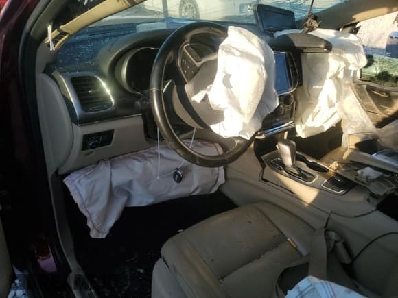 ✅ 2020 Jeep Grand Cherokee Limited • VIN: 1C4RJFBG3LC313516 • Лот: 81901185. Опубликован ранее на Copart с пробегом 148 369 миль. Бесплатный доступ к архиву аукционных продаж из США и подробный отчёт об истории автомобиля на DreamBid. Изображение 8.