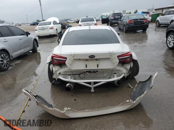 ✅ 2018 Subaru BRZ Limited • VIN: JF1ZCAC19J9603539 • Lot: 59593304. Wystawiony na Copart z przebiegiem 68 947 mil. Bezpłatny archiwum sprzedaży aukcyjnych z USA i szczegółowy raport historii pojazdu na DreamBid. Zdjęcie 6.