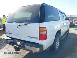 ✅ 2003 Chevrolet Suburban LT • VIN: 1GNFK16Z83R307164 • Лот: 41977105. Опубликован ранее на IAAI с пробегом 275 328 миль. Бесплатный доступ к архиву аукционных продаж из США и подробный отчёт об истории автомобиля на DreamBid. Изображение 4.