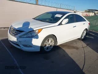 ✅ 2013 Hyundai Sonata SE • VIN: 5NPEC4AC7DH636534 • Lot: 43534324. Listed on IAAI with 308,297 mi. Free auction sales archive from the USA and detailed vehicle history report at DreamBid. Image 2.