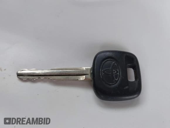 ✅ 2004 Toyota Matrix Std • VIN: 2T1KR32E24C314589 • Lot: 43770514. Wystawiony na IAAI z przebiegiem 231 854 mil. Bezpłatny archiwum sprzedaży aukcyjnych z USA i szczegółowy raport historii pojazdu na DreamBid. Zdjęcie 11.