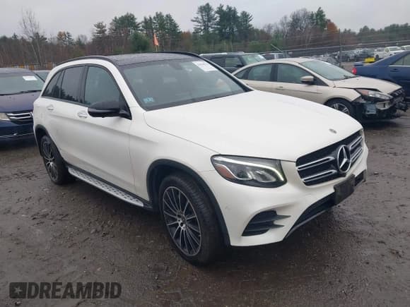 ✅ 2018 Mercedes-Benz GLC 300 • VIN: WDC0G4KB9JV108245 • Лот: 43630794. Опубликован ранее на IAAI с пробегом 57 262 миль. Бесплатный доступ к архиву аукционных продаж из США и подробный отчёт об истории автомобиля на DreamBid. Изображение 13.