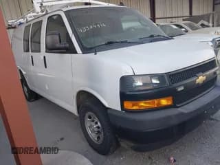 ✅ 2019 Chevrolet Express Cargo • VIN: 1GCWGAFP6K1301711 • Lot: 43324916. Listed on IAAI with 52,047 mi. Free auction sales archive from the USA and detailed vehicle history report at DreamBid. Image 1.