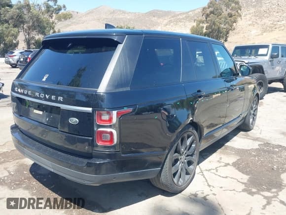 ✅ 2019 Land Rover Range Rover • VIN: SALGS2RE3KA525210 • Lot: 42525553. Listed on IAAI with 68,205 mi. Free auction sales archive from the USA and detailed vehicle history report at DreamBid. Image 4.