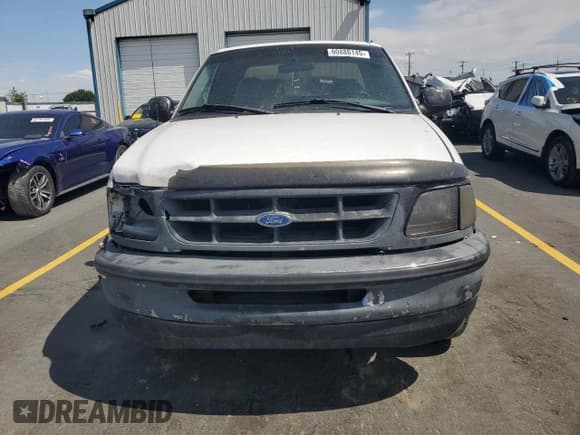 ✅ 1997 Ford F-150 XL • VIN: 1FTEX17L9VKB79741 • Lot: 60880145. Listed on Copart with 163,643 mi. Free auction sales archive from the USA and detailed vehicle history report at DreamBid. Image 5.
