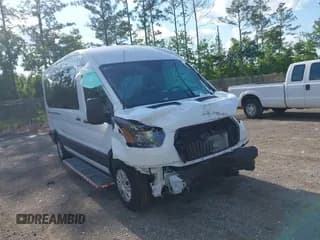✅ 2024 Ford Transit Passenger XL • VIN: 1FDAX2C89RKA86208 • Lot: 42260251. Wystawiony na IAAI z przebiegiem 2 635 mil. Bezpłatny archiwum sprzedaży aukcyjnych z USA i szczegółowy raport historii pojazdu na DreamBid. Zdjęcie 1.
