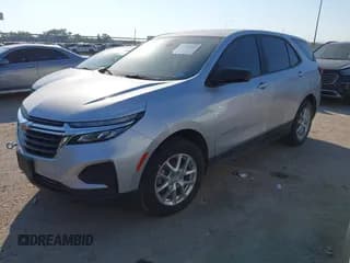 ✅ 2022 Chevrolet Equinox LS • VIN: 3GNAXHEV5NS102744 • Лот: 43421841. Опубликован ранее на IAAI с пробегом Не указан. Бесплатный доступ к архиву аукционных продаж из США и подробный отчёт об истории автомобиля на DreamBid. Изображение 2.