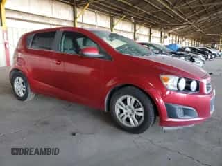✅ 2012 Chevrolet Sonic LT • VIN: 1G1JD6SH1C4170016 • Лот: 77184494. Размещён на Copart с пробегом 127 311 миль миль. Получите бесплатный доступ к архиву аукционных продаж из США и посмотрите подробный отчёт об истории автомобиля на DreamBid. Изображение 4.