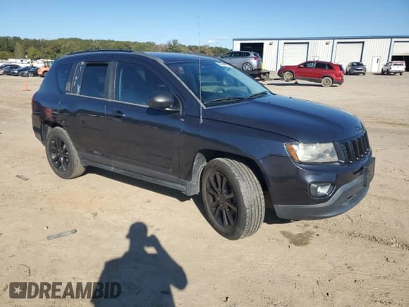 ✅ 2014 Jeep Compass Sport • VIN: 1C4NJCBA4ED678888 • Lot: 90934765. Listed on Copart with 177,086 mi. Free auction sales archive from the USA and detailed vehicle history report at DreamBid. Image 4.