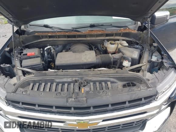 ✅ 2019 Chevrolet Silverado 1500 LT • VIN: 3GCUYDED6KG311850 • Lot: 42671481. Wystawiony na IAAI z przebiegiem 80 758 mil. Bezpłatny archiwum sprzedaży aukcyjnych z USA i szczegółowy raport historii pojazdu na DreamBid. Zdjęcie 10.