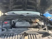 ✅ 2019 Chevrolet Silverado 1500 Custom • VIN: 1GCRYBEF2KZ317771 • Lot: 69050054. Wystawiony na Copart z przebiegiem 103 878 mil. Bezpłatny archiwum sprzedaży aukcyjnych z USA i szczegółowy raport historii pojazdu na DreamBid. Zdjęcie 12.