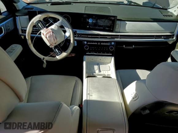 ✅ 2024 Hyundai Santa Fe Calligraphy • VIN: 5NMP5DG1XRH012370 • Lot: 95011255. Listed on Copart with 39,681 mi. Free auction sales archive from the USA and detailed vehicle history report at DreamBid. Image 8.