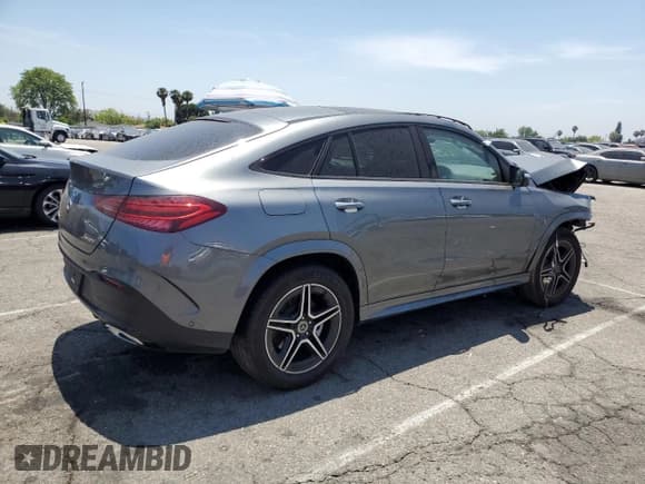 ✅ 2025 Mercedes-Benz GLE 450 • VIN: 4JGFD5KB5SB312084 • Lot: 60541965. Listed on Copart with 5,759 mi. Free auction sales archive from the USA and detailed vehicle history report at DreamBid. Image 3.
