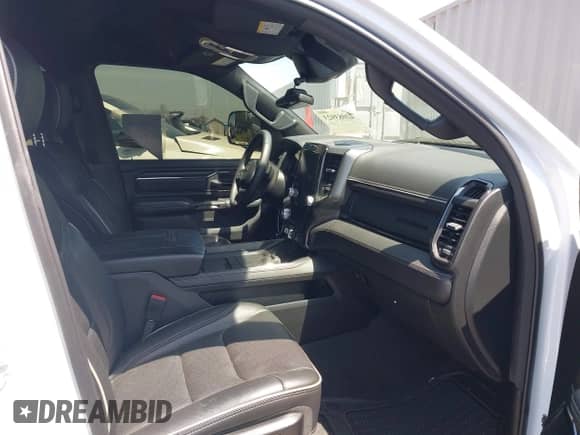 2024 Ram 1500 Limited с VIN 1C6SRFHT1RN209318, выставлен на аукционе IAAI как лот 42083923 с пробегом 12 969 миль миль и . История ставок и продаж доступна на DreamBid. Изображение 5.