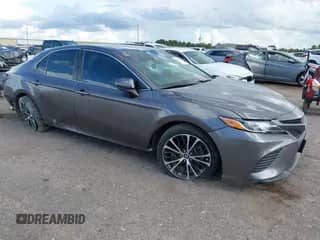 2020 Toyota Camry SE with VIN 4T1G11AK8LU939715, listed as a IAAI auction lot 43295305 with 100,539 mi miles and . Bid and sale history available at DreamBid. Image 1.