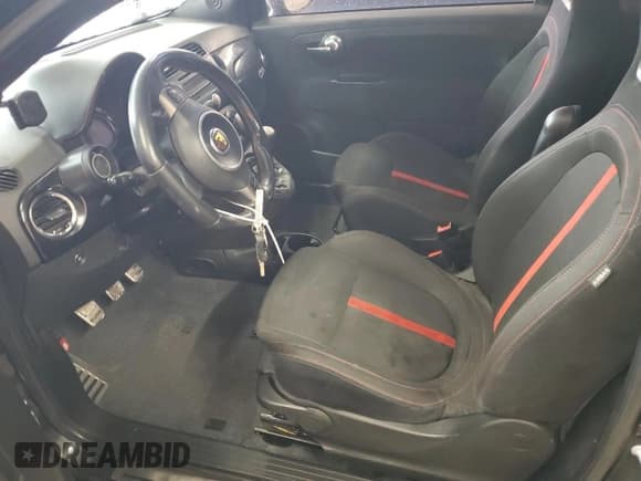 ✅ 2013 FIAT 500 Abarth • VIN: 3C3CFFFH9DT664970 • Лот: 84059114. Опубликован ранее на Copart с пробегом 121 312 миль. Бесплатный доступ к архиву аукционных продаж из США и подробный отчёт об истории автомобиля на DreamBid. Изображение 7.