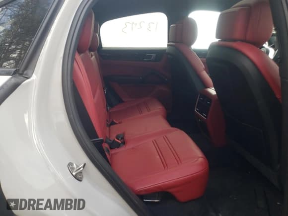 ✅ 2021 Porsche Cayenne S • VIN: WP1BB2AY0MDA46248 • Lot: 38243632. Listed on Copart with 13,273 mi. Free auction sales archive from the USA and detailed vehicle history report at DreamBid. Image 6.