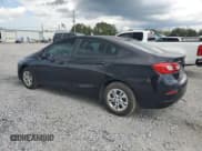 ✅ 2019 Chevrolet Cruze LS • VIN: 1G1BC5SM5K7125429 • Lot: 82071315. Listed on Copart with 41,550 mi. Free auction sales archive from the USA and detailed vehicle history report at DreamBid. Image 2.