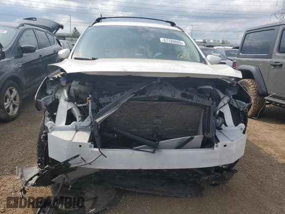 ✅ 2020 Ford Escape Titanium • VIN: 1FMCU9J94LUB09170 • Lot: 67720025. Wystawiony na Copart z przebiegiem 61 928 mil. Bezpłatny archiwum sprzedaży aukcyjnych z USA i szczegółowy raport historii pojazdu na DreamBid. Zdjęcie 5.