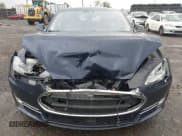 ✅ 2014 Tesla Model S P85D • VIN: 5YJSA1H25EFP64940 • Lot: 43307347. Wystawiony na IAAI z przebiegiem 132 802 mil. Bezpłatny archiwum sprzedaży aukcyjnych z USA i szczegółowy raport historii pojazdu na DreamBid. Zdjęcie 6.