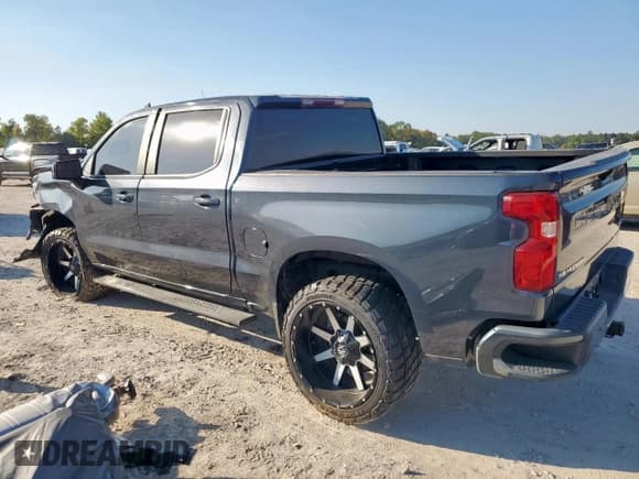 ✅ 2022 Chevrolet Silverado 1500 RST • VIN: 1GCUYEET0NZ201507 • Лот: 85364535. Опубликован ранее на Copart с пробегом 60 009 миль. Бесплатный доступ к архиву аукционных продаж из США и подробный отчёт об истории автомобиля на DreamBid. Изображение 2.