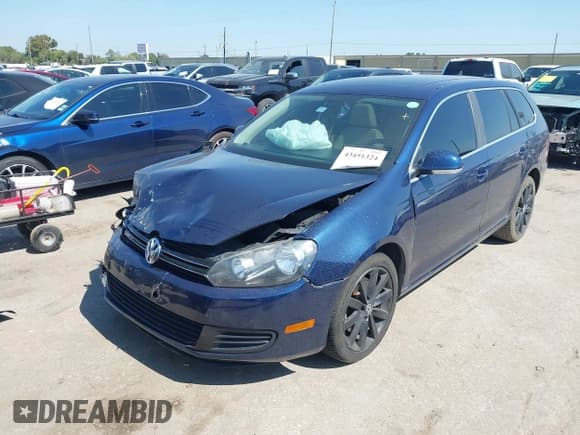 ✅ 2014 Volkswagen Jetta TDI w/Sunroof • VIN: 3VWPL7AJ6EM616017 • Lot: 43451324. Listed on IAAI with 94,028 mi. Free auction sales archive from the USA and detailed vehicle history report at DreamBid. Image 2.