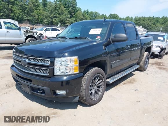 ✅ 2012 Chevrolet Silverado 1500 LTZ • VIN: 3GCPKTE78CG285045 • Lot: 42864764. Wystawiony na IAAI z przebiegiem 90 758 mil. Bezpłatny archiwum sprzedaży aukcyjnych z USA i szczegółowy raport historii pojazdu na DreamBid. Zdjęcie 17.