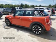✅ 2019 MINI Hardtop 4 Door Cooper S • VIN: WMWXU3C50K2H89284 • Lot: 70158995. Wystawiony na Copart z przebiegiem 121 833 mil. Bezpłatny archiwum sprzedaży aukcyjnych z USA i szczegółowy raport historii pojazdu na DreamBid. Zdjęcie 2.