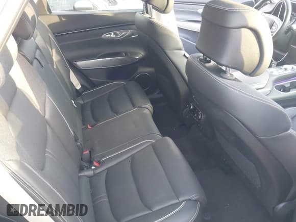 ✅ 2024 Genesis GV70 Advanced • VIN: 5NMMCET16RH003394 • Lot: 43588516. Listed on IAAI with 22,811 mi. Free auction sales archive from the USA and detailed vehicle history report at DreamBid. Image 8.