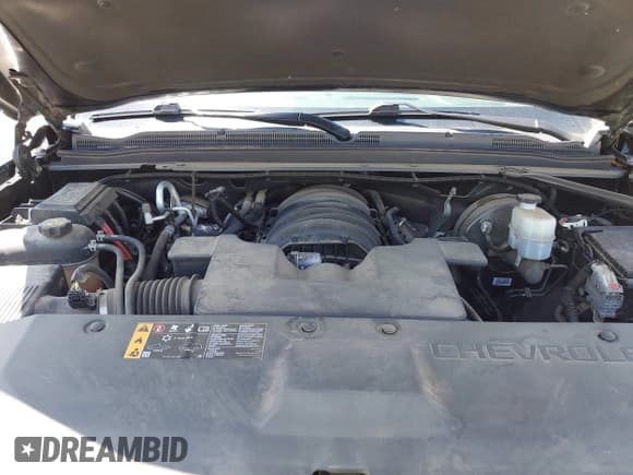 ✅ 2019 Chevrolet Tahoe LT • VIN: 1GNSCBKC4KR231153 • Lot: 42017325. Listed on IAAI with 116,960 mi. Free auction sales archive from the USA and detailed vehicle history report at DreamBid. Image 10.