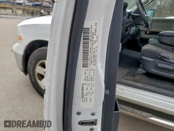 ✅ 2011 Ram 1500 SLT • VIN: 3D7JB1EP9BG573302 • Lot: 94272785. Wystawiony na Copart z przebiegiem 211 593 mil. Bezpłatny archiwum sprzedaży aukcyjnych z USA i szczegółowy raport historii pojazdu na DreamBid. Zdjęcie 12.