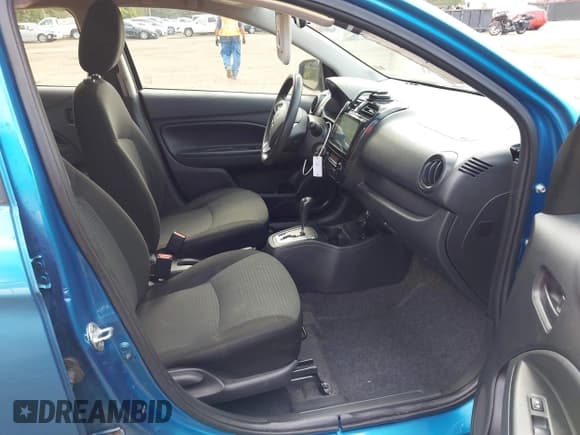 ✅ 2023 Mitsubishi Mirage ES • VIN: ML32FUFJ6PHF01152 • Lot: 43219747. Wystawiony na IAAI z przebiegiem 47 835 mil. Bezpłatny archiwum sprzedaży aukcyjnych z USA i szczegółowy raport historii pojazdu na DreamBid. Zdjęcie 5.