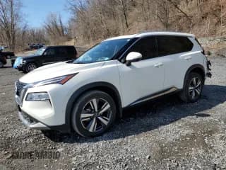 ✅ 2023 Nissan Rogue Platinum • VIN: JN8BT3DD9PW311338 • Lot: 52206435. Wystawiony na Copart z przebiegiem 13 076 mil. Bezpłatny archiwum sprzedaży aukcyjnych z USA i szczegółowy raport historii pojazdu na DreamBid. Zdjęcie 1.