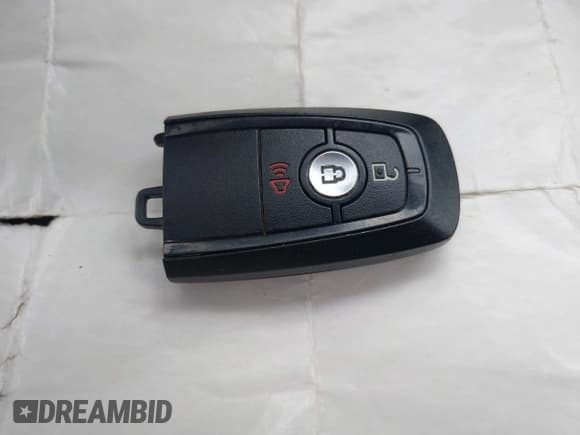 ✅ 2018 Ford EcoSport SE • VIN: MAJ6P1UL1JC189666 • Lot: 43477979. Listed on IAAI with 106,637 mi. Free auction sales archive from the USA and detailed vehicle history report at DreamBid. Image 11.