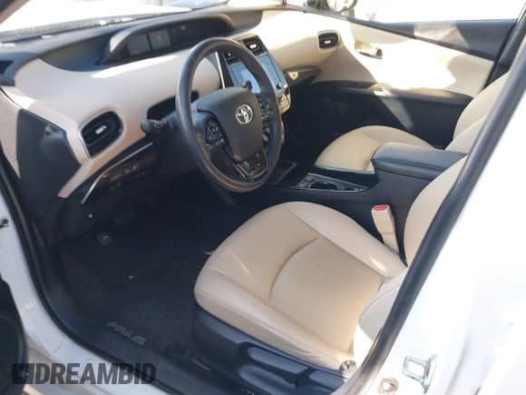 2020 Toyota Prius LE with VIN JTDL9RFU7L3015647, listed as a IAAI auction lot 43500977 with 55,174 mi miles and . Bid and sale history available at DreamBid. Image 18.