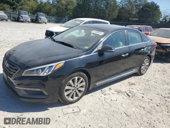 ✅ 2017 Hyundai Sonata Sport • VIN: 5NPE34AF8HH465499 • Лот: 81960655. Опубликован ранее на Copart с пробегом 97 359 миль. Бесплатный доступ к архиву аукционных продаж из США и подробный отчёт об истории автомобиля на DreamBid. Изображение 1.