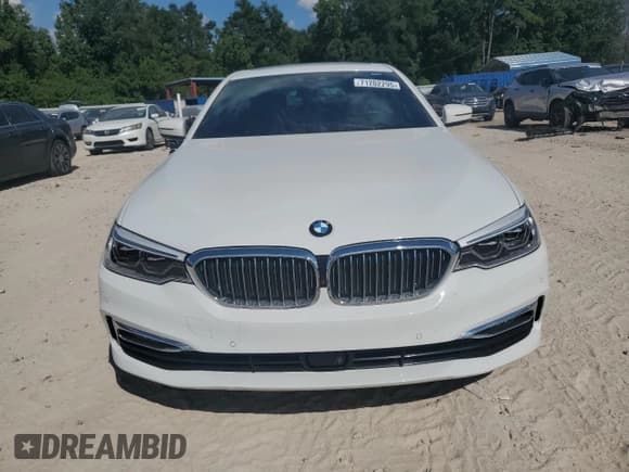 ✅ 2018 BMW 5 Series 540i • VIN: WBAJE5C55JWA97561 • Lot: 71202295. Wystawiony na Copart z przebiegiem 57 619 mil. Bezpłatny archiwum sprzedaży aukcyjnych z USA i szczegółowy raport historii pojazdu na DreamBid. Zdjęcie 5.