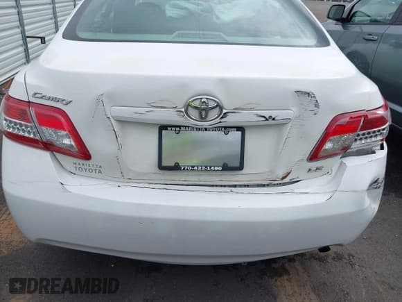 ✅ 2011 Toyota Camry LE • VIN: 4T1BF3EK9BU647717 • Лот: 42398909. Опубликован ранее на IAAI с пробегом 224 595 миль. Бесплатный доступ к архиву аукционных продаж из США и подробный отчёт об истории автомобиля на DreamBid. Изображение 13.