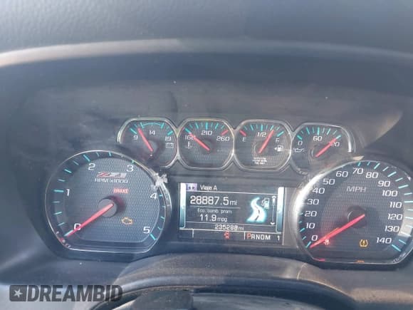 ✅ 2015 Chevrolet Silverado 2500HD LT • VIN: 1GC1KVE86FF520235 • Lot: 41664064. Listed on IAAI with 235,288 mi. Free auction sales archive from the USA and detailed vehicle history report at DreamBid. Image 7.