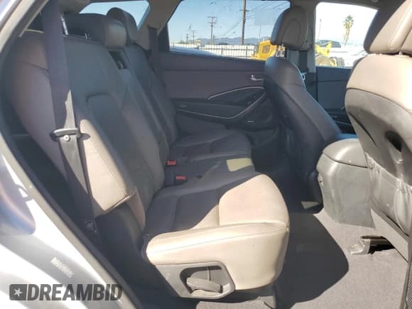 ✅ 2016 Hyundai Santa Fe Limited • VIN: KM8SR4HF5GU161733 • Лот: 90543115. Опубликован ранее на Copart с пробегом 110 591 миль. Бесплатный доступ к архиву аукционных продаж из США и подробный отчёт об истории автомобиля на DreamBid. Изображение 11.