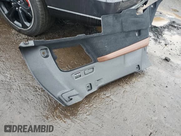 ✅ 2024 Mercedes-Benz GLS 450 • VIN: 4JGFF5KE0RB207936 • Lot: 45706885. Listed on Copart with 10,543 mi. Free auction sales archive from the USA and detailed vehicle history report at DreamBid. Image 13.