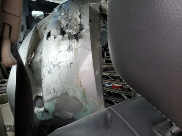 ✅ 2009 Mercury Milan Premier • VIN: 3MEHM08109R630908 • Лот: 71905885. Опубликован ранее на Copart с пробегом Не указан. Бесплатный доступ к архиву аукционных продаж из США и подробный отчёт об истории автомобиля на DreamBid. Изображение 8.