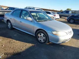 2002 Honda Accord EX с VIN 1HGCG16542A073212, выставлен на аукционе IAAI как лот 43560674 с пробегом 154 935 миль миль и . История ставок и продаж доступна на DreamBid. Изображение 1.