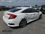 ✅ 2019 Honda Civic Touring • VIN: 19XFC1F91KE200070 • Лот: 81516515. Опубликован ранее на Copart с пробегом 81 775 миль. Бесплатный доступ к архиву аукционных продаж из США и подробный отчёт об истории автомобиля на DreamBid. Изображение 3.