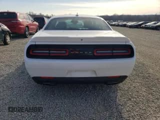 ✅ 2020 Dodge Challenger SXT • VIN: 2C3CDZAGXLH146573 • Lot: 41396163. Wystawiony na Copart z przebiegiem 35 659 mil. Bezpłatny archiwum sprzedaży aukcyjnych z USA i szczegółowy raport historii pojazdu na DreamBid. Zdjęcie 6.