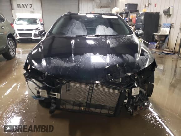 ✅ 2017 Chevrolet Volt Premier • VIN: 1G1RB6S58HU103225 • Lot: 40031824. Wystawiony na Copart z przebiegiem 84 350 mil. Bezpłatny archiwum sprzedaży aukcyjnych z USA i szczegółowy raport historii pojazdu na DreamBid. Zdjęcie 5.