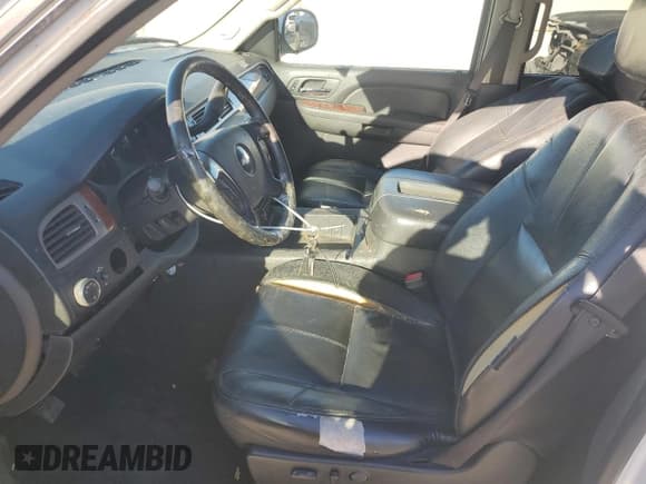 ✅ 2009 Chevrolet Silverado 1500 • VIN: 3GCFK33Y29G157979 • Лот: 80330684. Опубликован ранее на Copart с пробегом 227 236 миль. Бесплатный доступ к архиву аукционных продаж из США и подробный отчёт об истории автомобиля на DreamBid. Изображение 7.